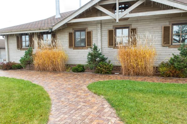 wooden-cottage-with-green-lawn-and-landscape-desig-2026-01-08-22-50-09-utc (1) (1)